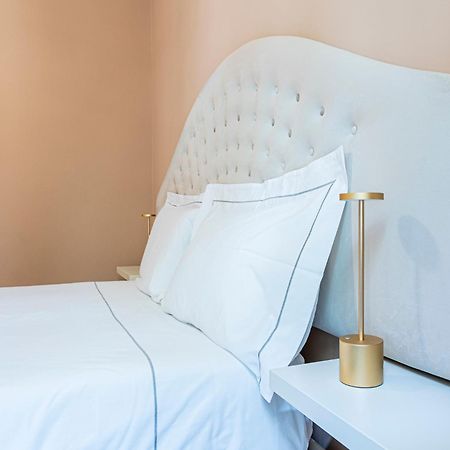 Luxury Sant'Ambrogio Apartment Milánó Kültér fotó