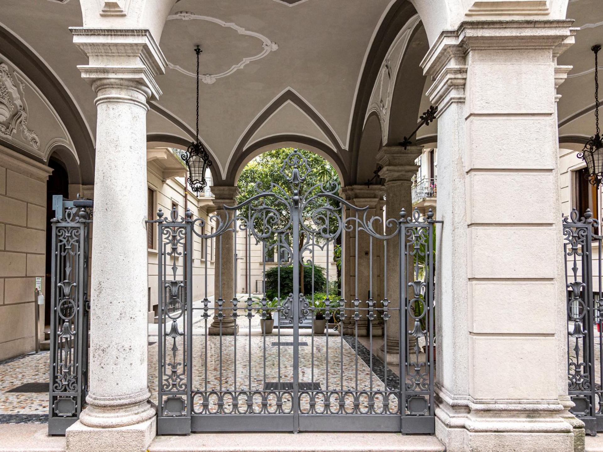 Luxury Sant'Ambrogio Apartment Milánó Kültér fotó